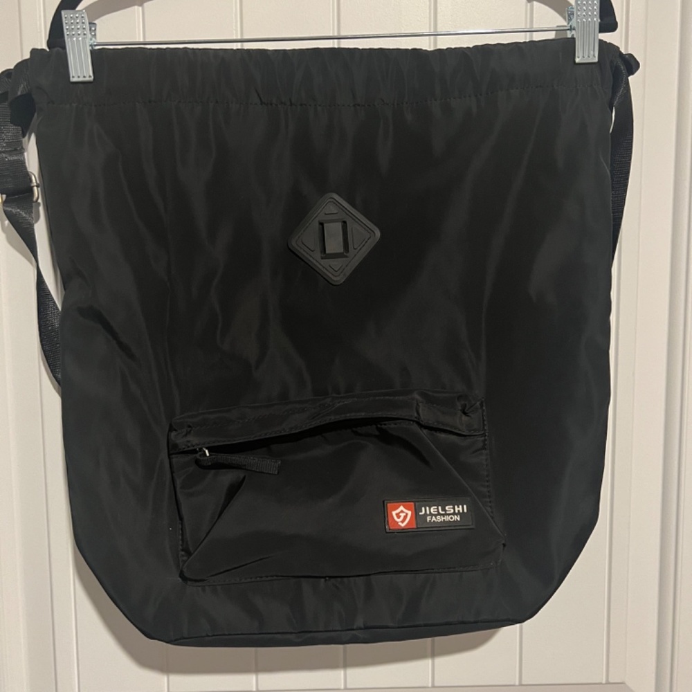 Comfortable Waterproof Drawstring Bag - image 2